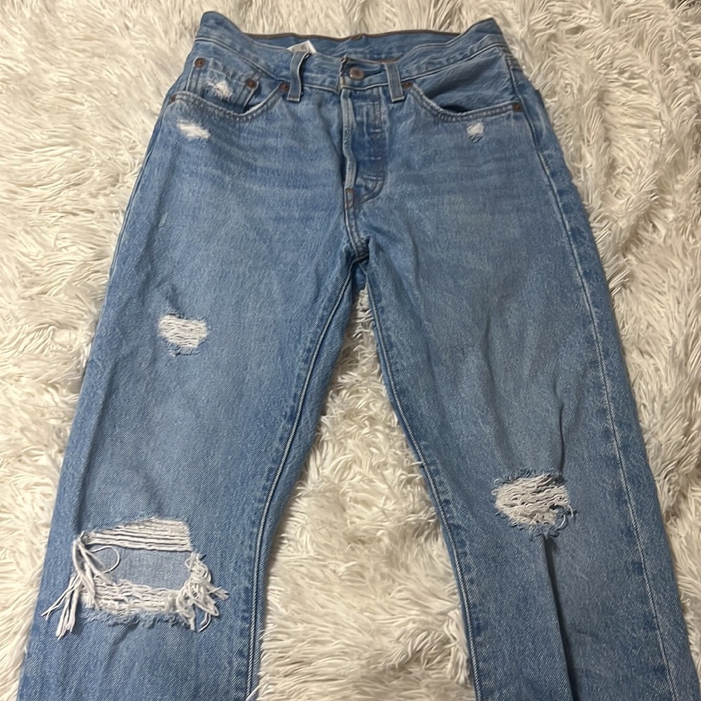 Sold - Picture 4 of 5